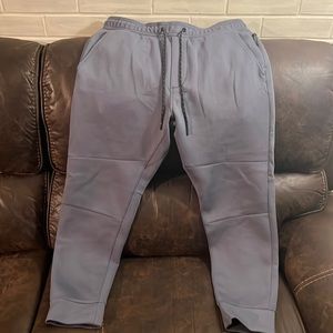 Men’s skinny leg joggers